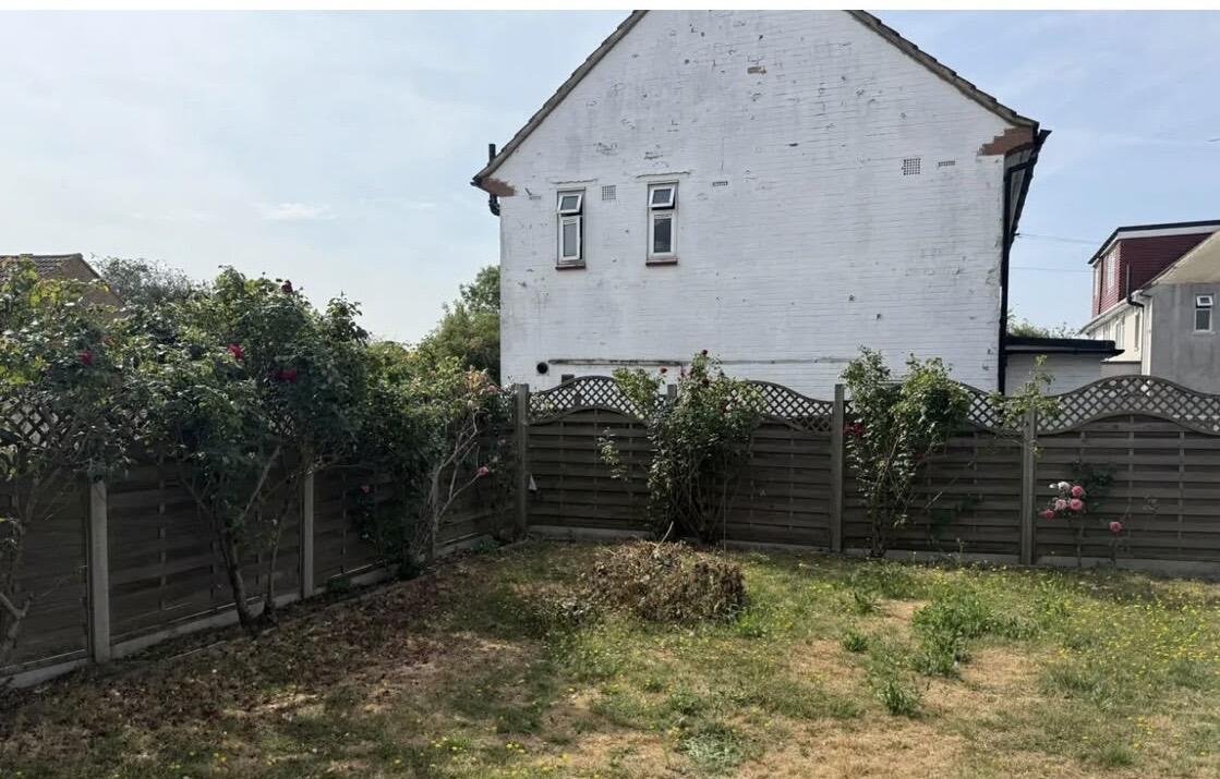 Shadwell Drive, Northolt